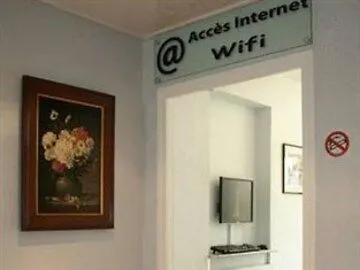 Agate Hotel